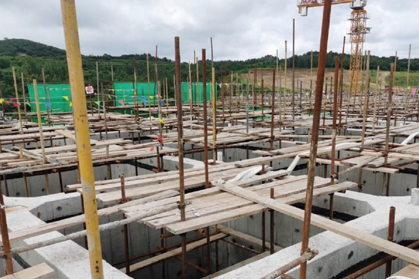 歐西建材為您分享PVC防水卷材滿粘法施工工藝！